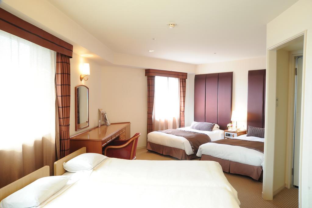 Hotel Yokohama Garden Dış mekan fotoğraf